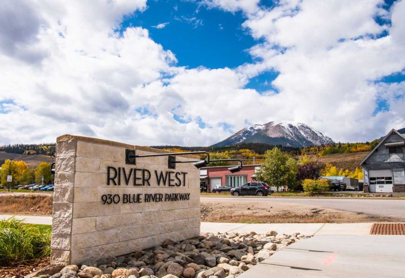 River West Homeowners Association